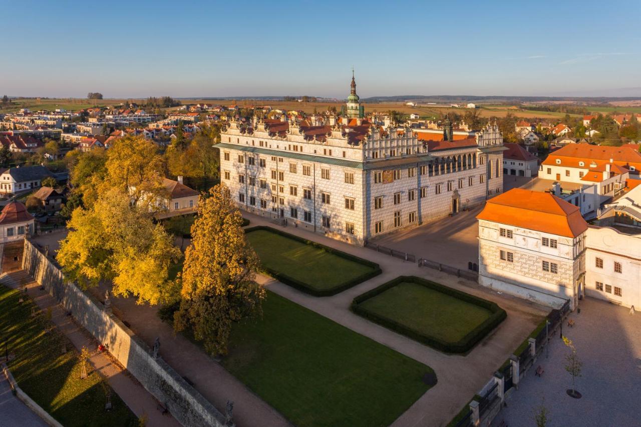 Zamecky Hostel Литомишль Экстерьер фото